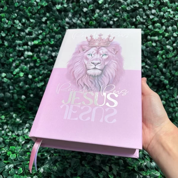 Bíblia Sagrada Feminina Rei dos Reis Rosa Com Harpa e Índice Versão ARC - Imagem 6
