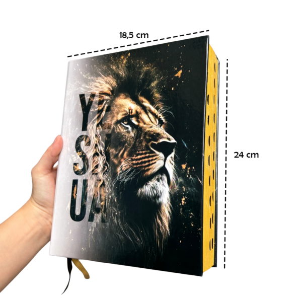 Bíblia Sagrada Ultra Gigante Letra Jumbo Leão Yeshua Dourada Evangélica Com Harpa e Índice Arc - Imagem 3