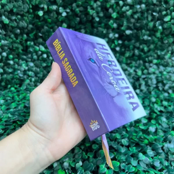 Mini Bíblia de bolsa Herdeira da Coroa Roxa com índice letra pequena ARC - Imagem 5