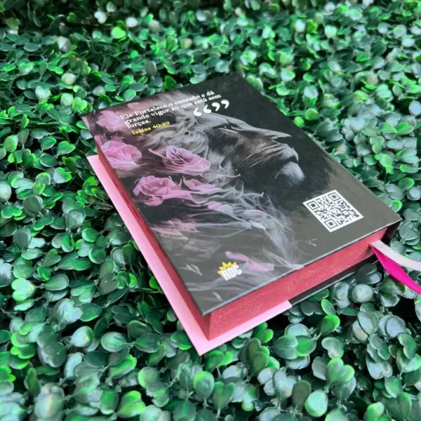 Mini Bíblia de bolsa Yeshua (Jesus) Rosa com índice letra pequena ARC - Imagem 3