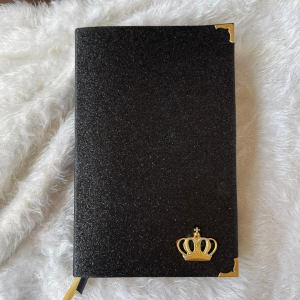 Biblia-Sagrada-Preta-com-Brilho-1.png